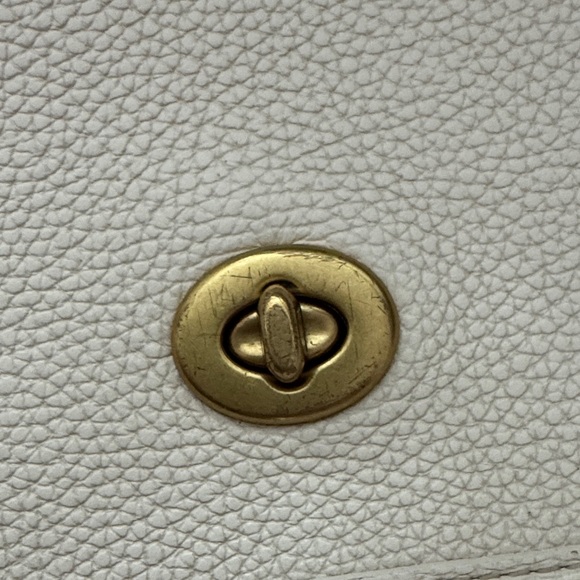 Coach Limited Edition Rambler’s Legacy Bag Elegant Cream Pebbled Leather - Picture 8 of 11